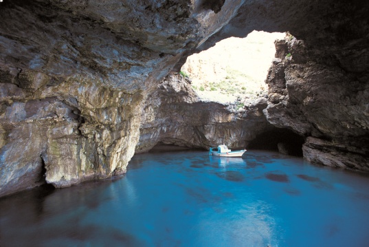 La Grotta del Cammello a Marettimo