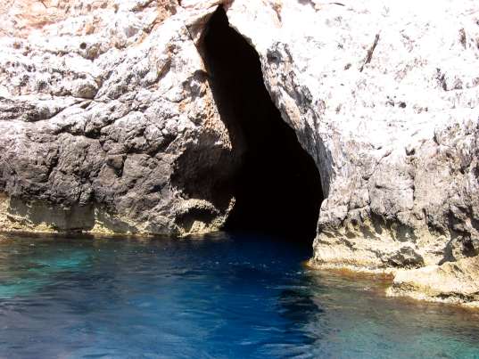 La Grotta del Presepe a Marettimo
